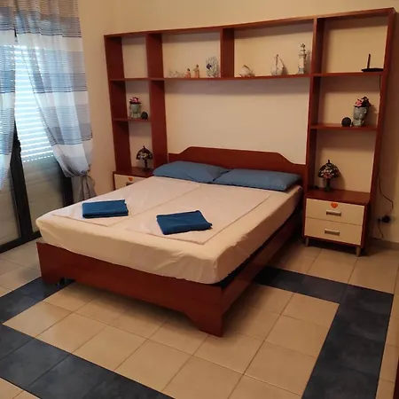 La Terrazza Delle Sirene Appartement *